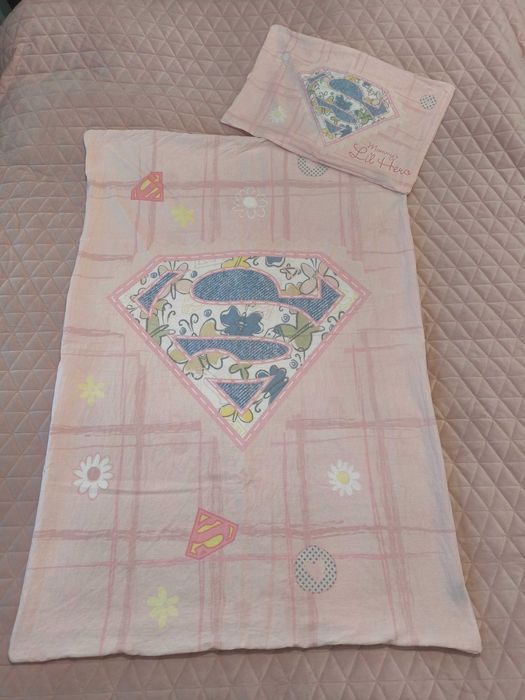 Pościel Super Girl + kołdra + poduszka 100x135, 40x60