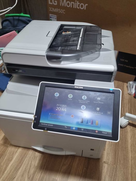 Impressora Rico em Perfeito estado.