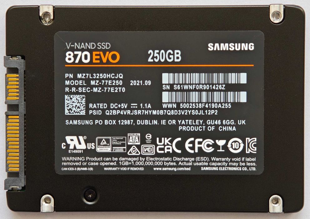 SSD Samsung 870 EVO 250GB SATA – стан 95%