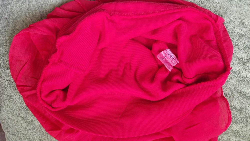 T-shirt vermelha, tamanho S