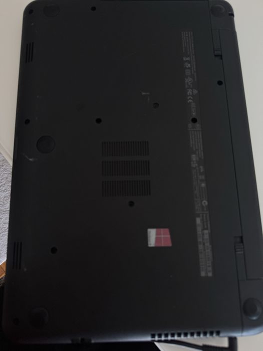 Computador HP preto