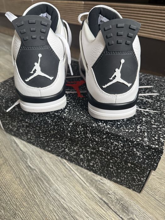 Jordan 4 military black rozmiar 43