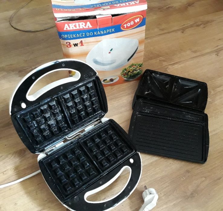 Arika opiekacz 700W