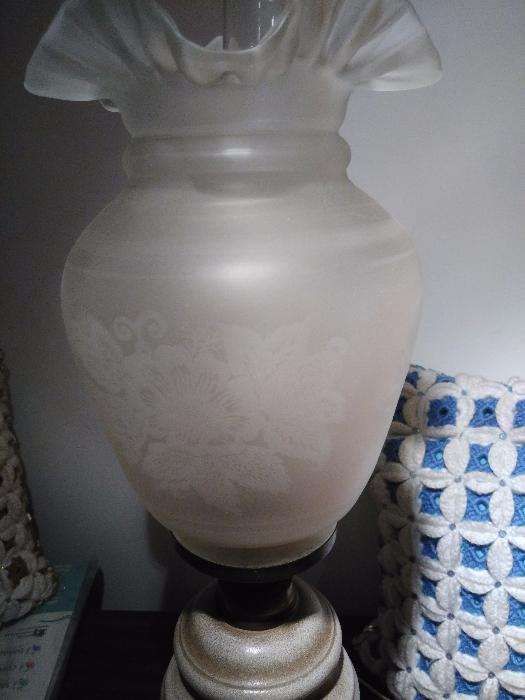 Candeeiro de mesa, pintado à mão vintage
