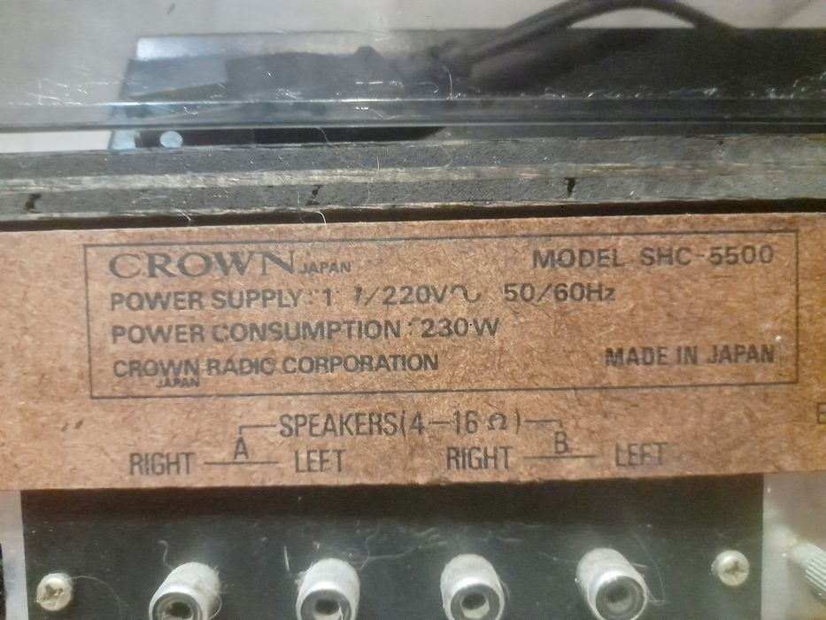Gira-Discos Vintage Crown SHC-5500