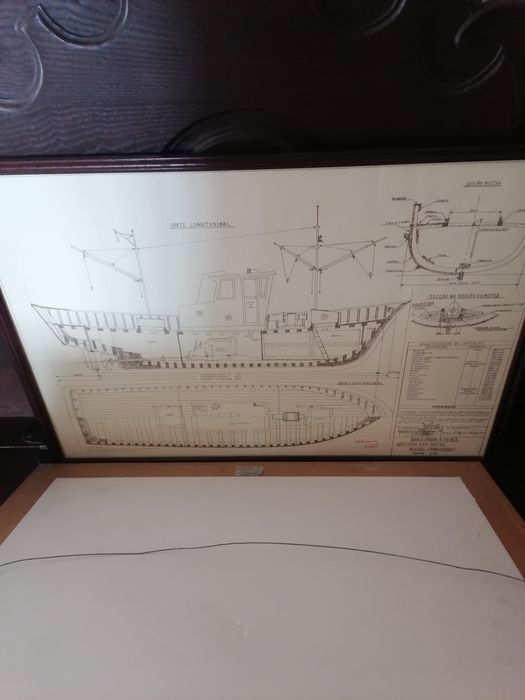 Quadro horta e Costa e mais dois de planos geométricos de navios