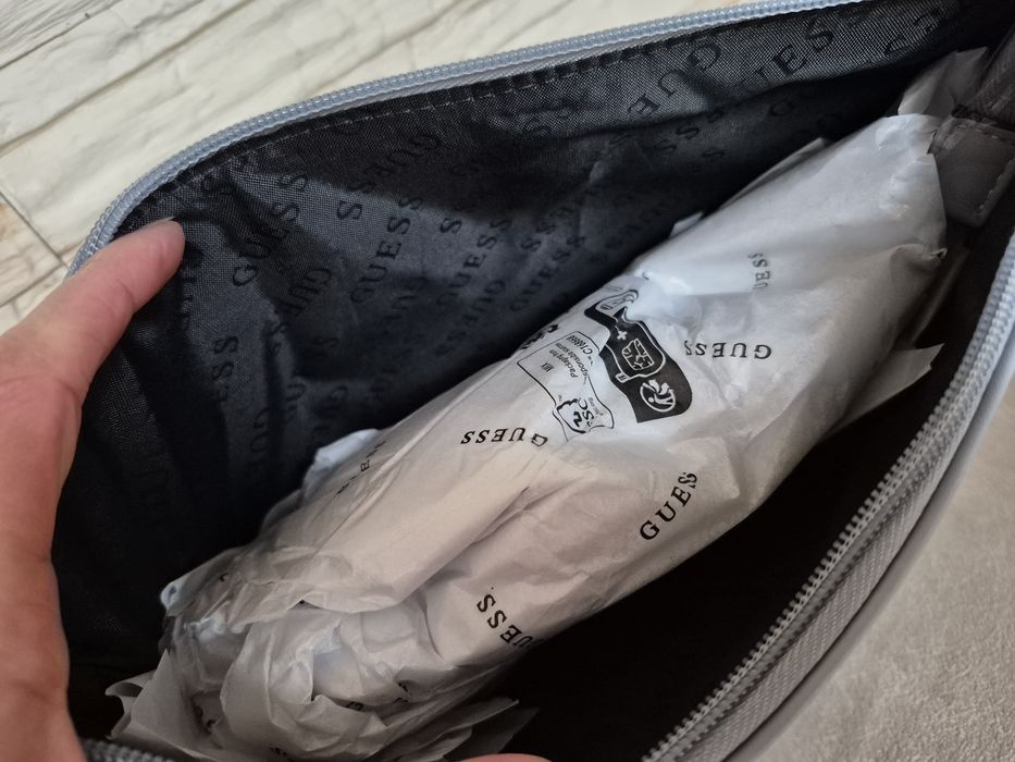 Kosmetyczka Damska Guess Bone Floral Jaye Travel