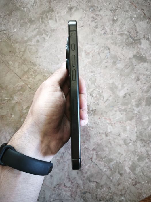 Iphone 15 Pro Max (Ler descrição)