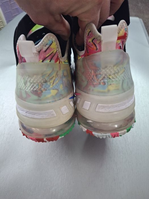 Кроссовки Nike LeBron 18 Multicolor
