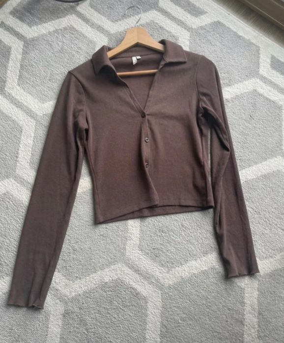 Long sleeve w modnym czekoladowym kolorze