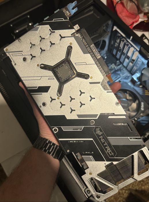 Sapphire RX 5700XT Nitro+ Special Edition 8GB GDDR6 в хорошому стані