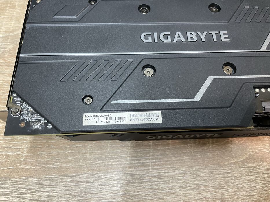 Продам відеокарту gigabyte gtx1660-oc