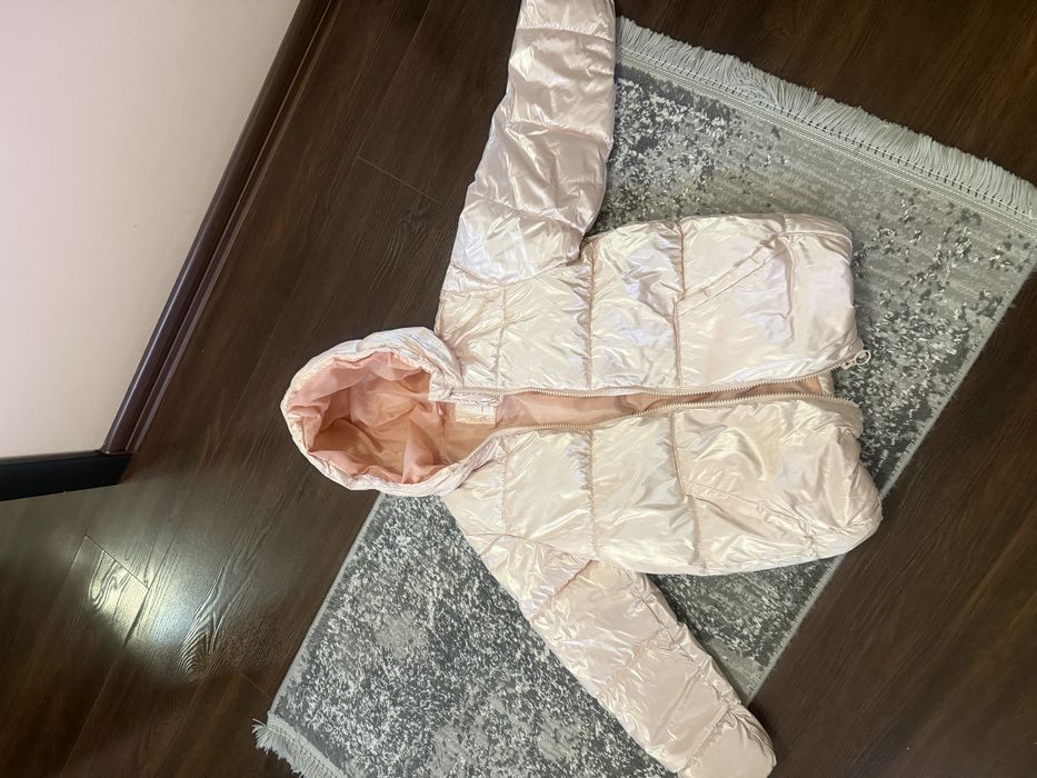 Куртка для дівчинки