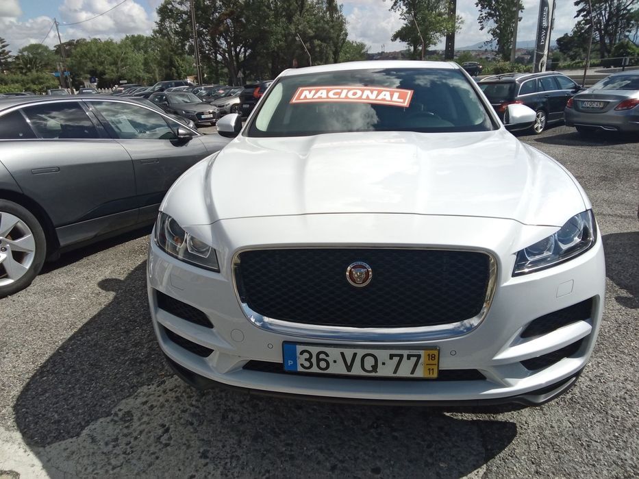 Jaguar F-Pace 2.0 i4D Prestige