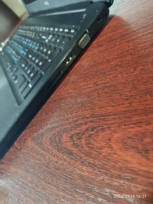 Ігровий Dell 3500 15"6 FHD IPS Core i7 8565u DDR 4-16Gb SSD m2 Nvme  1 tera b
