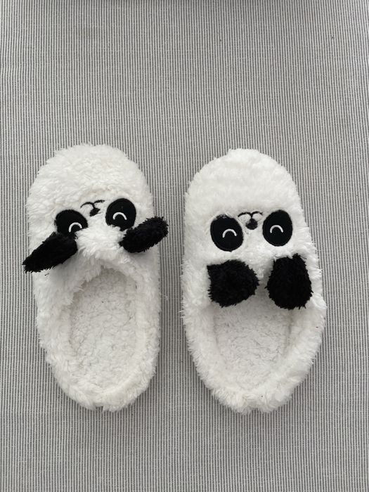 Pantufas shein panda