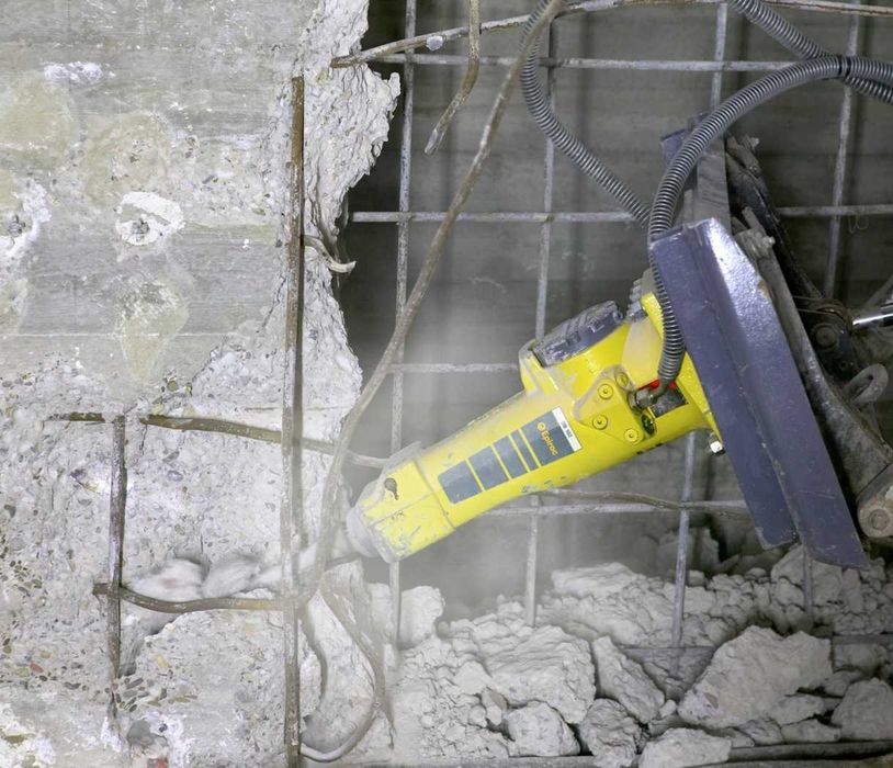 Epiroc Atlas Copco SB 102 młot hydrauliczny 100 kg do minikoparki 2 t