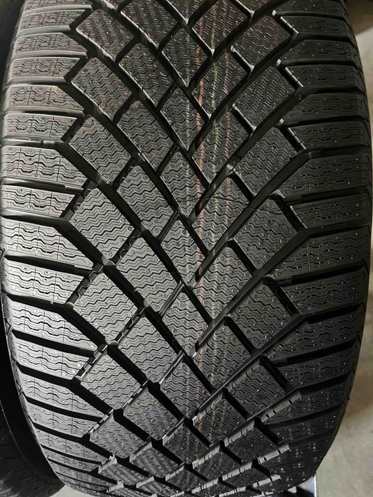 285/45/20 R20 Continental VikingContact 7 4шт нові зима