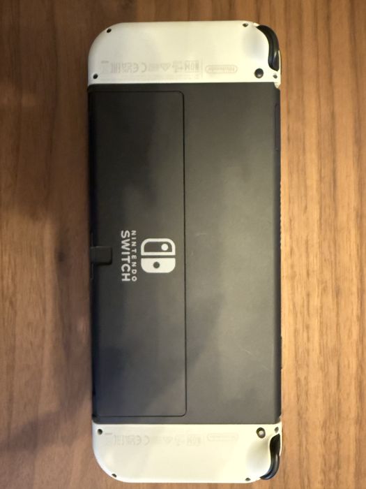 Nintendo Switch OLED (Branca) + Vários Extras – Excelente Estado