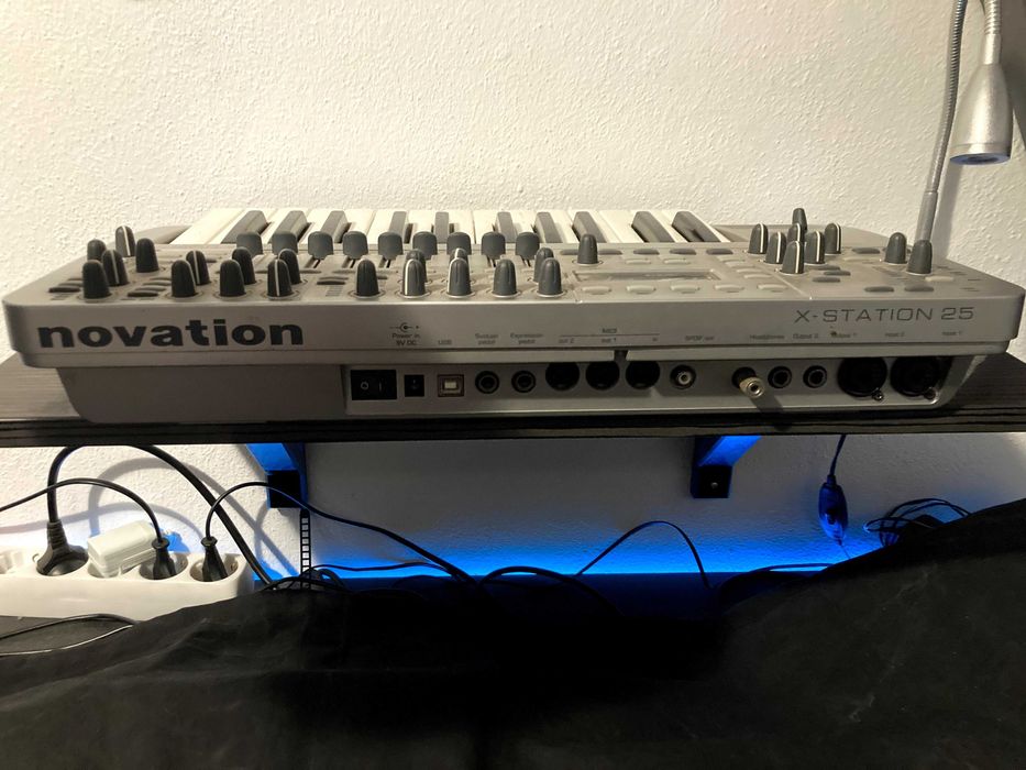Sintetizador Novation X-station 25