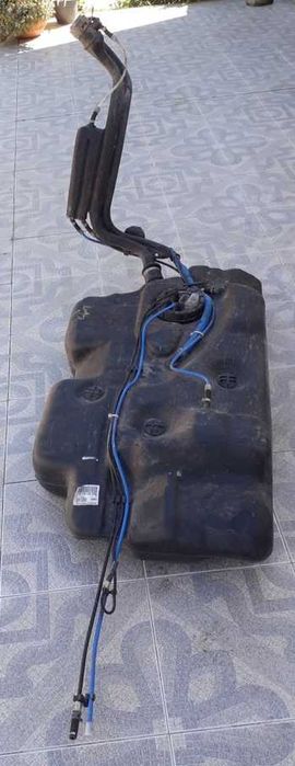 Deposito de Combustivel para Ford Galaxy, Seat Alhambra e VW Sharan