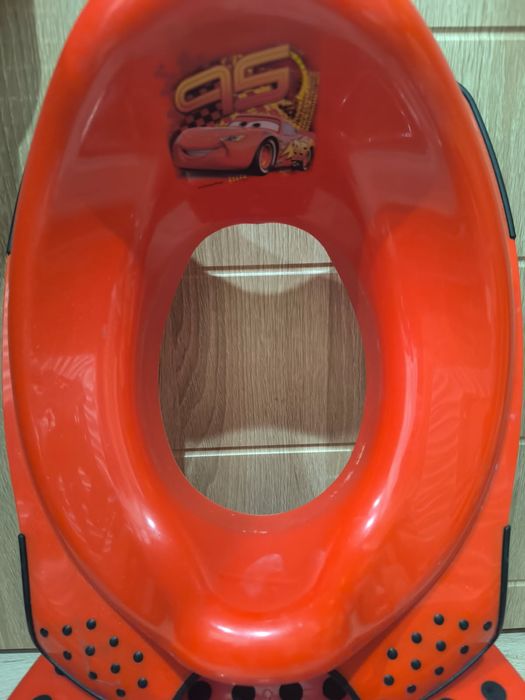 Podest i nakładka oraz nocnik z CARS FORMUŁA RACES