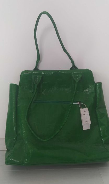 Nowa torebka na ramię (zielona)