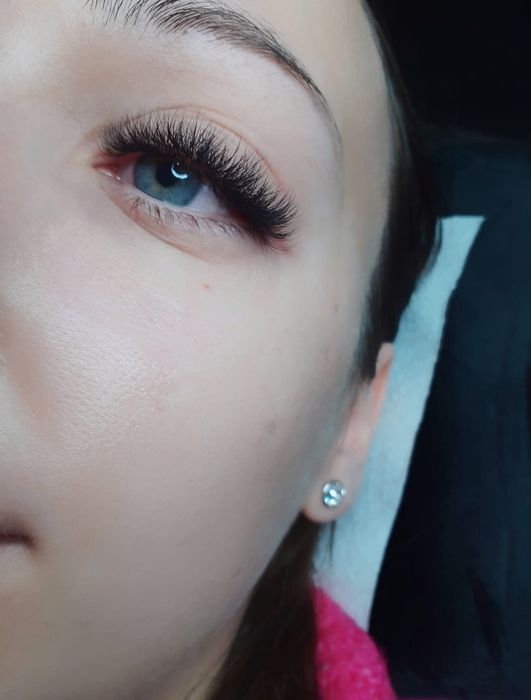 Stylizacja i przedłużanie rzęs