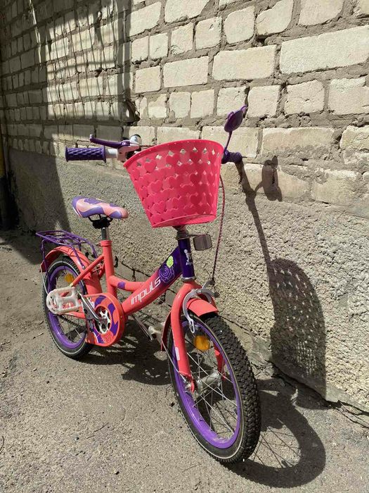 Детский велосипед в хорошем состоянии