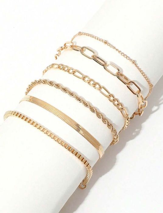 Zestaw 6 eleganckich złotych bransoletek damskich