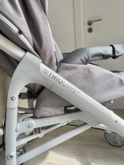 Chicco Trio Love Up + Base Isofix