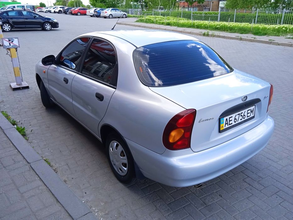 Продам Ланос 1.5 2011 года