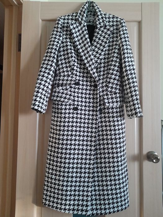 Пальто  брендове