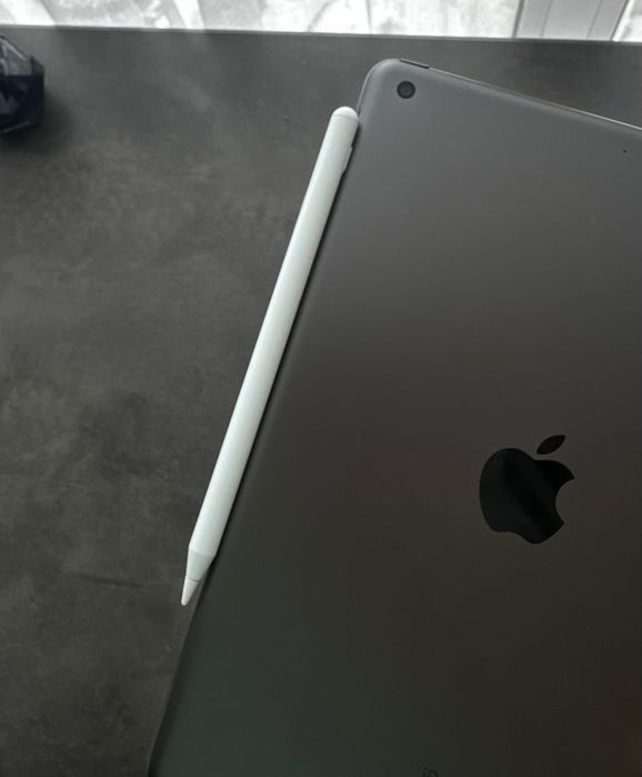Apple Pencil для iPad mini Air Pro - новий активний стилус