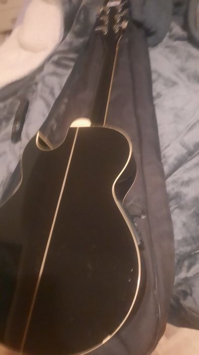 Viola semi-acustica eagle gl-36bkb