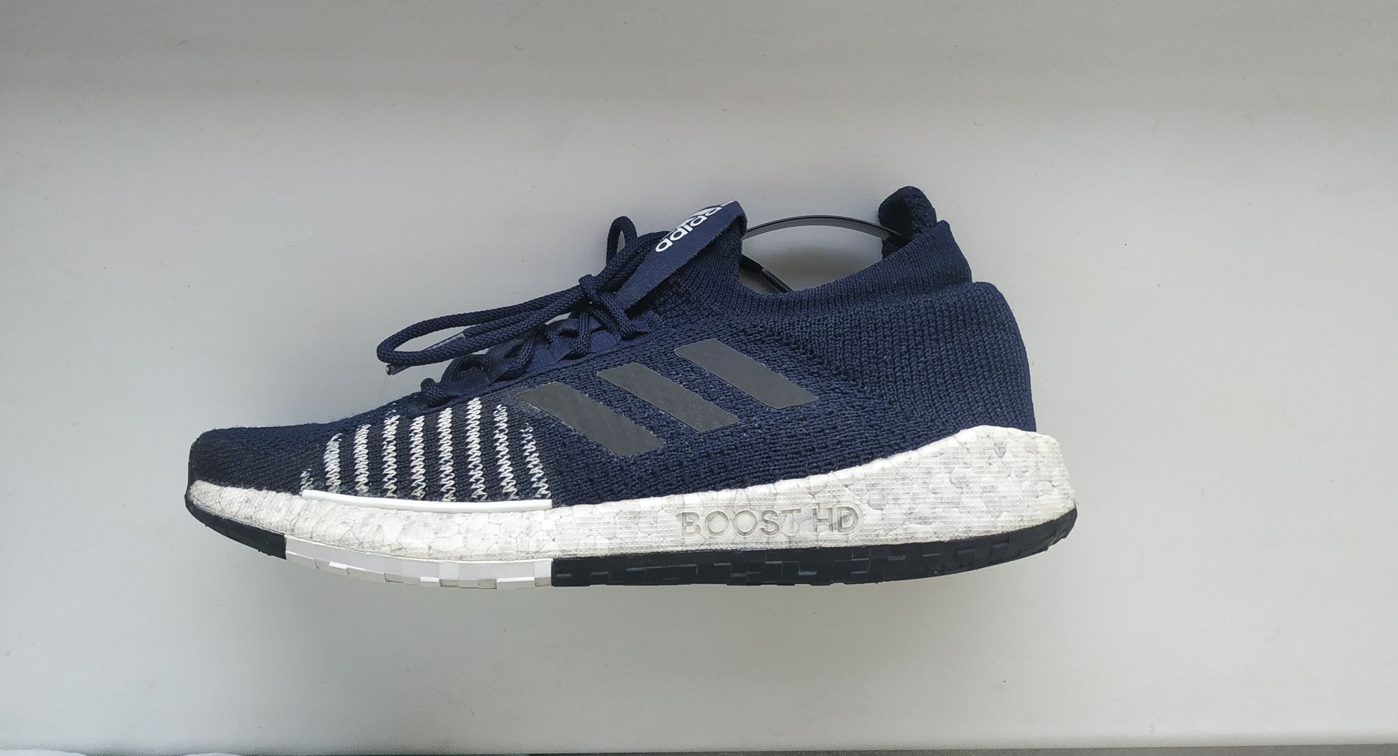 Adidas Boost HD 40 25 499 Olx