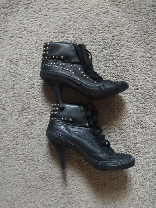 Sprzedam buty damskie