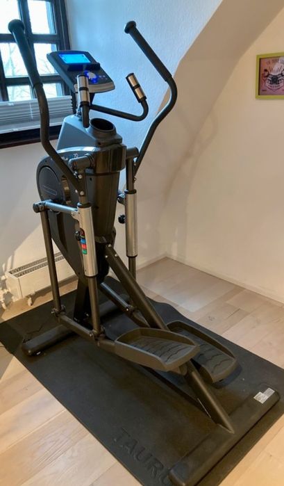 Jak Nowy!kompaktowy,Pionowy orbitrek Cardiostrong ex70,regulowany krok