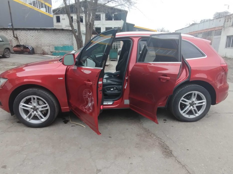 AUDI Q5 2014 S-LINE 2,0 бензин автомат quattro