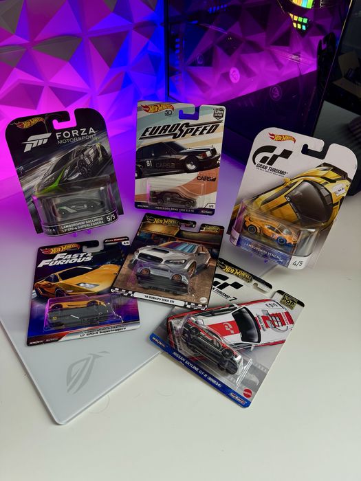 Розпродаж Hot Wheels Premium, Johnny Lightning