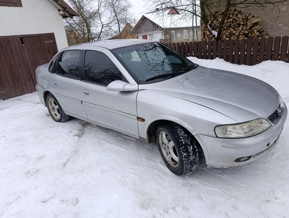 Продам ВЕКТРУ Б Restayling