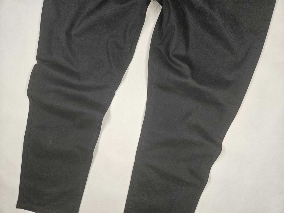NEXT slim fit czarne spodnie materiałowe chino W40L32 102cm