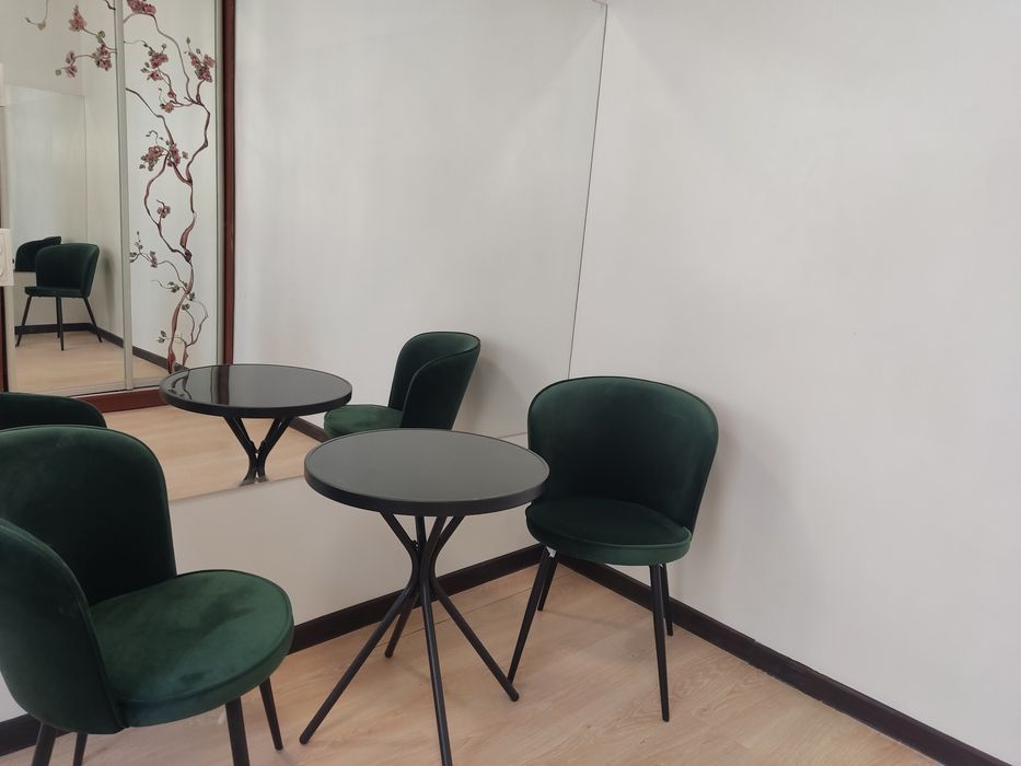 Подобово центр ,з/д церква Анни