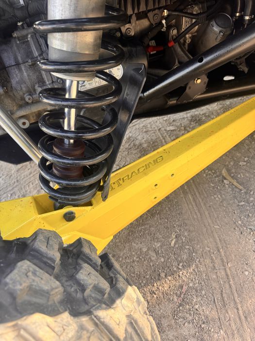Can am Maverick R 2025