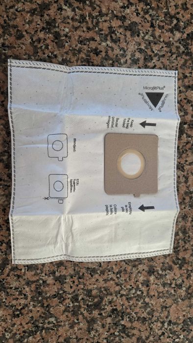 4 sacos de aspirador de pó