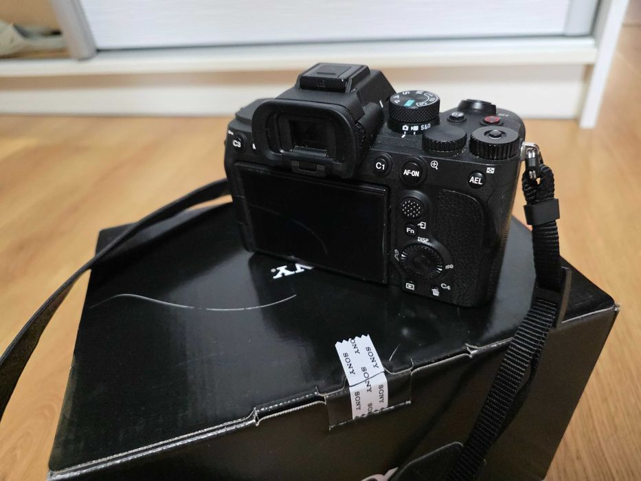 Aparat fotograficzny Sony A7 IV przebieg 30tys.
