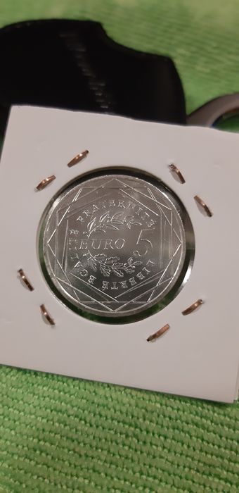 Trio a Semeadora: 25 €, 10 € e 5 €