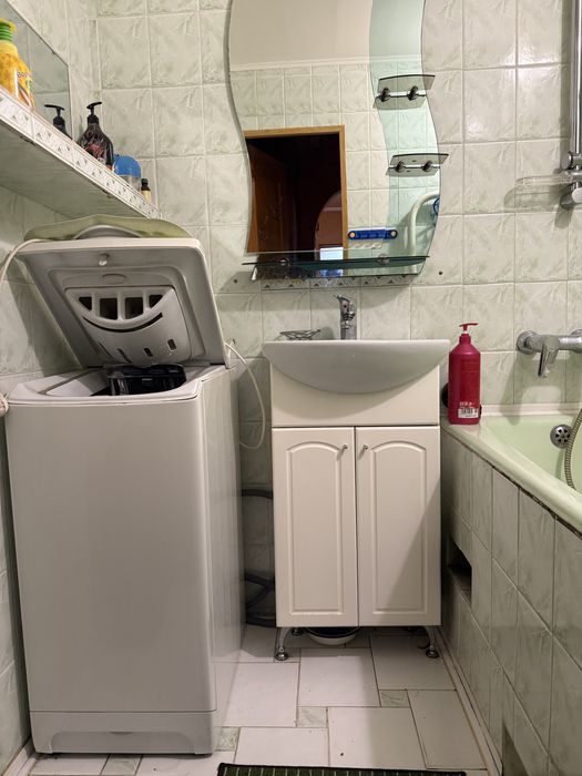 2 кім.кв р-н кінотеатру Мир, вул.Чорновола