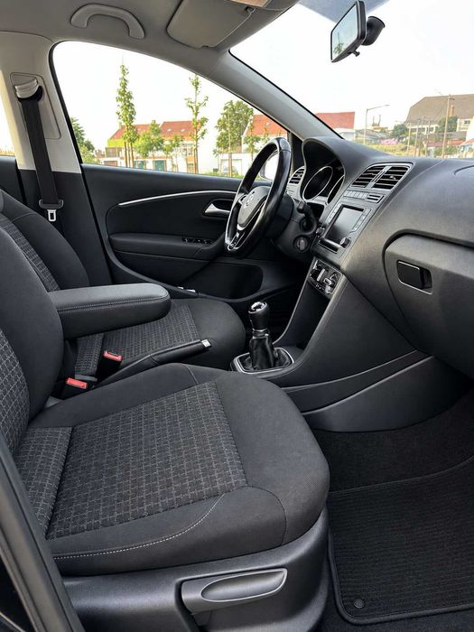Carro impecável sempre bem estimado