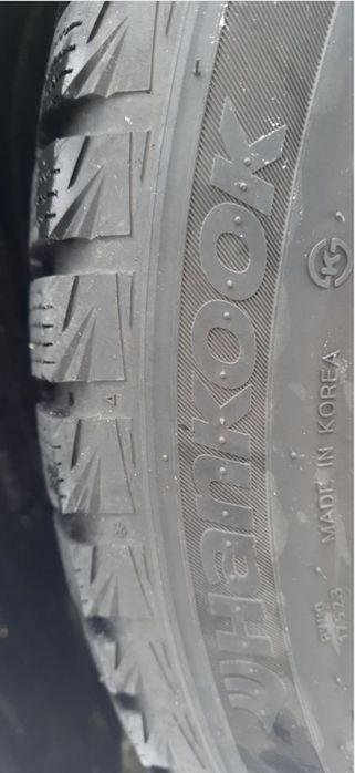 Шины зимние 255/45 r20